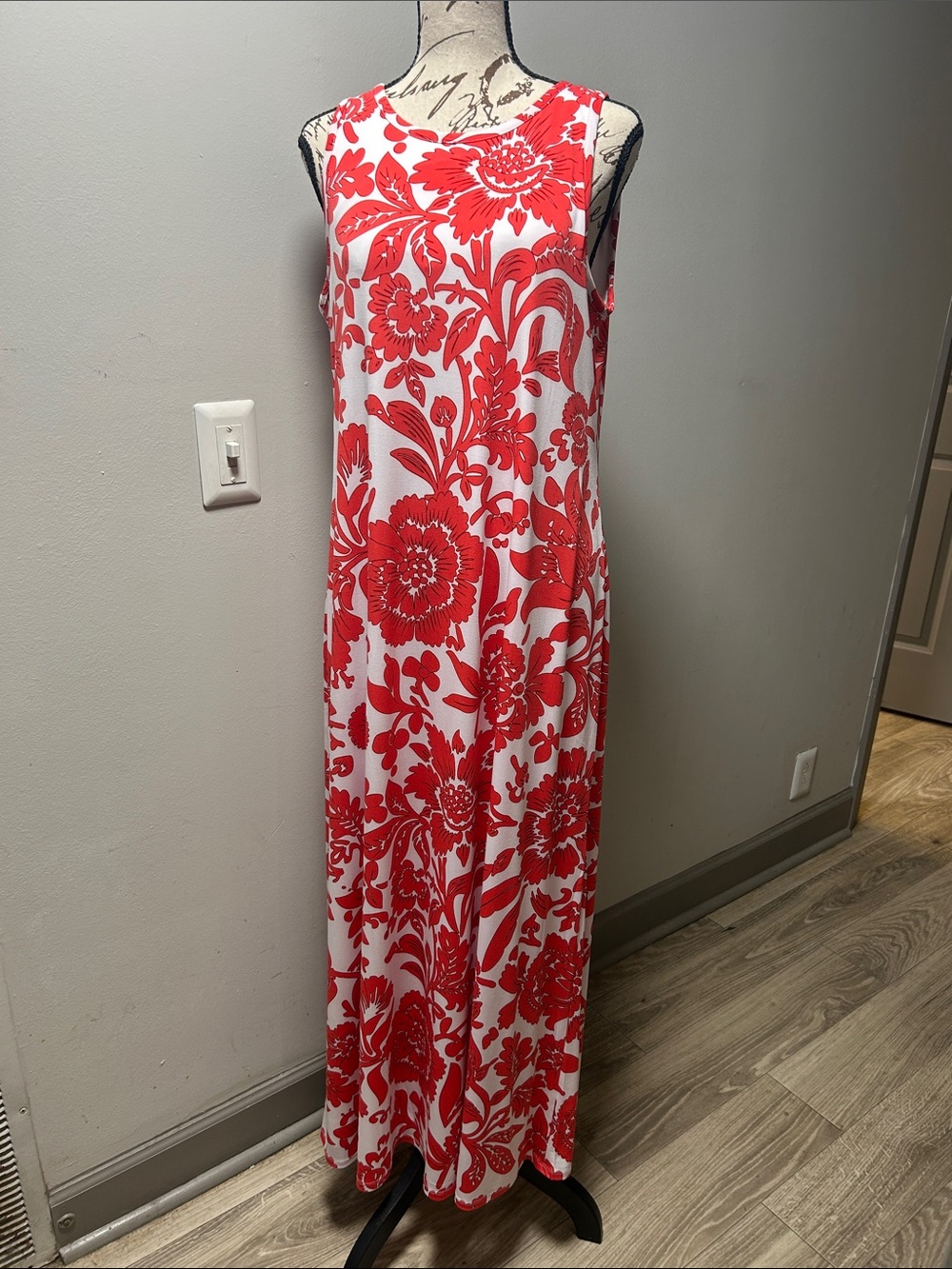 Vince Camuto White Maxi Dress with Red Floral Print